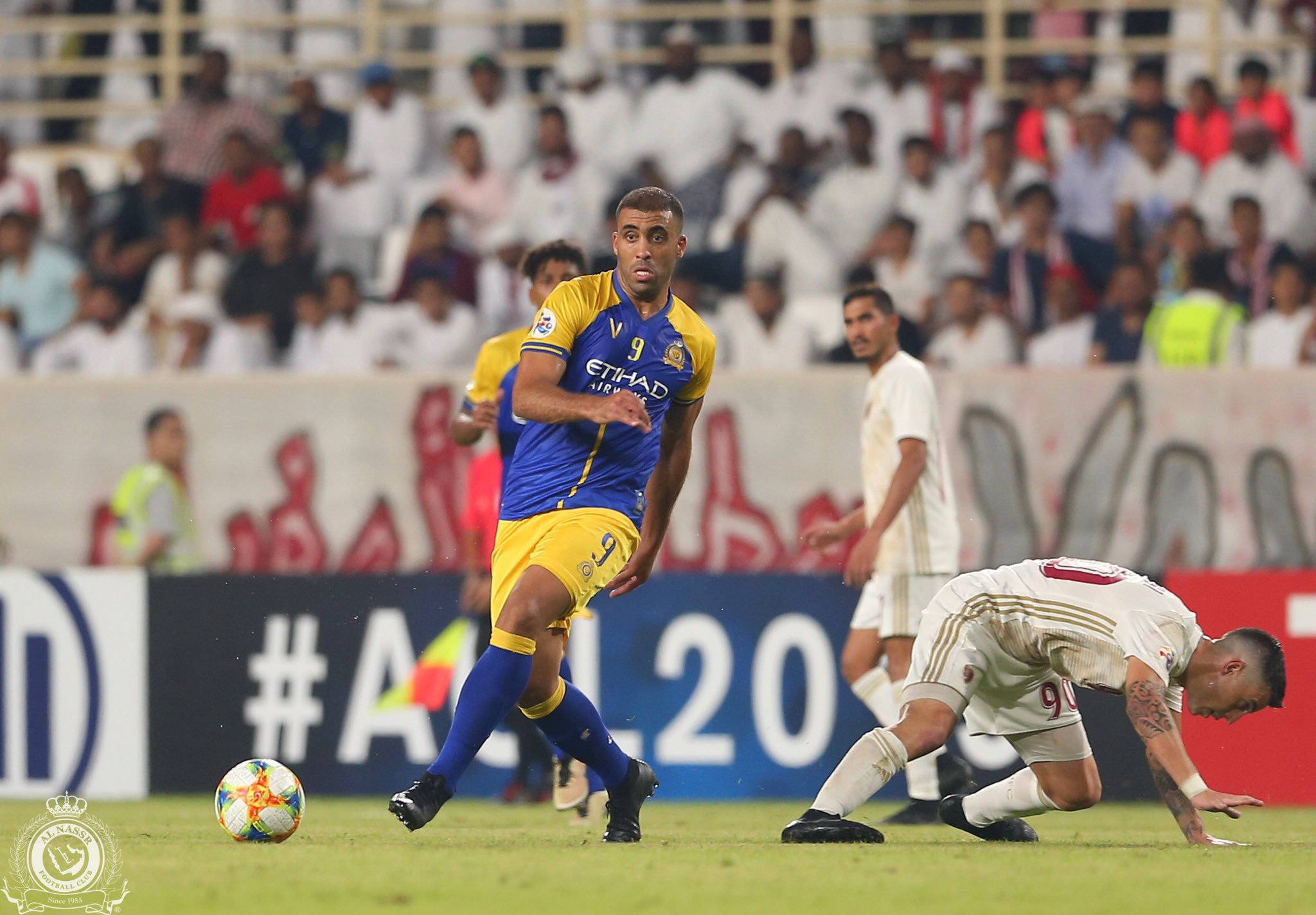 关于今晨体能课后，奥兰多魔术主帅复盘备战中超，压力陡增，高层口径保持一致的信息