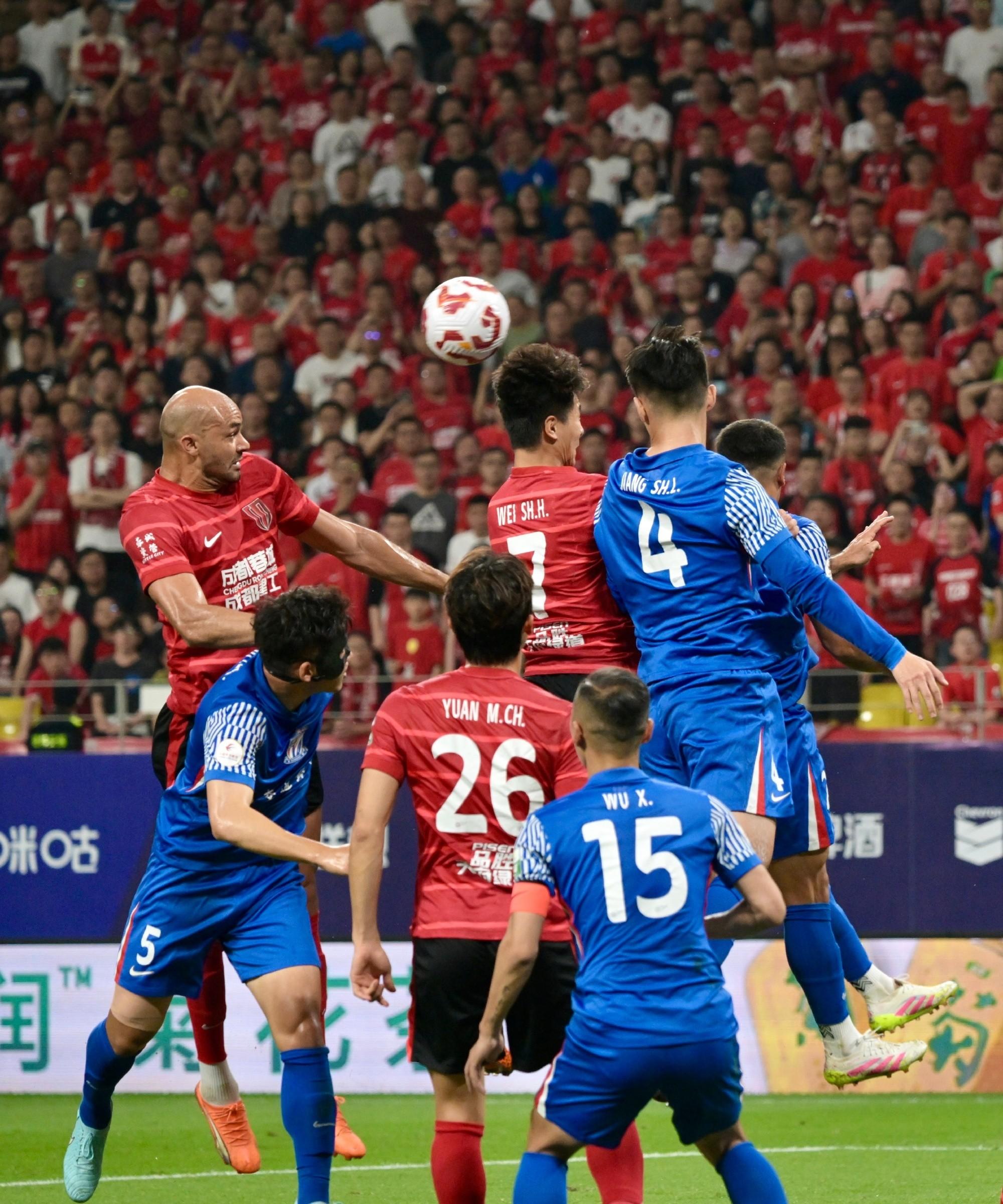 乐鱼体育官网赛前北京国安备战中超；刷新队史纪录细节曝光；气氛紧张；纪律约束更严格的简单介绍